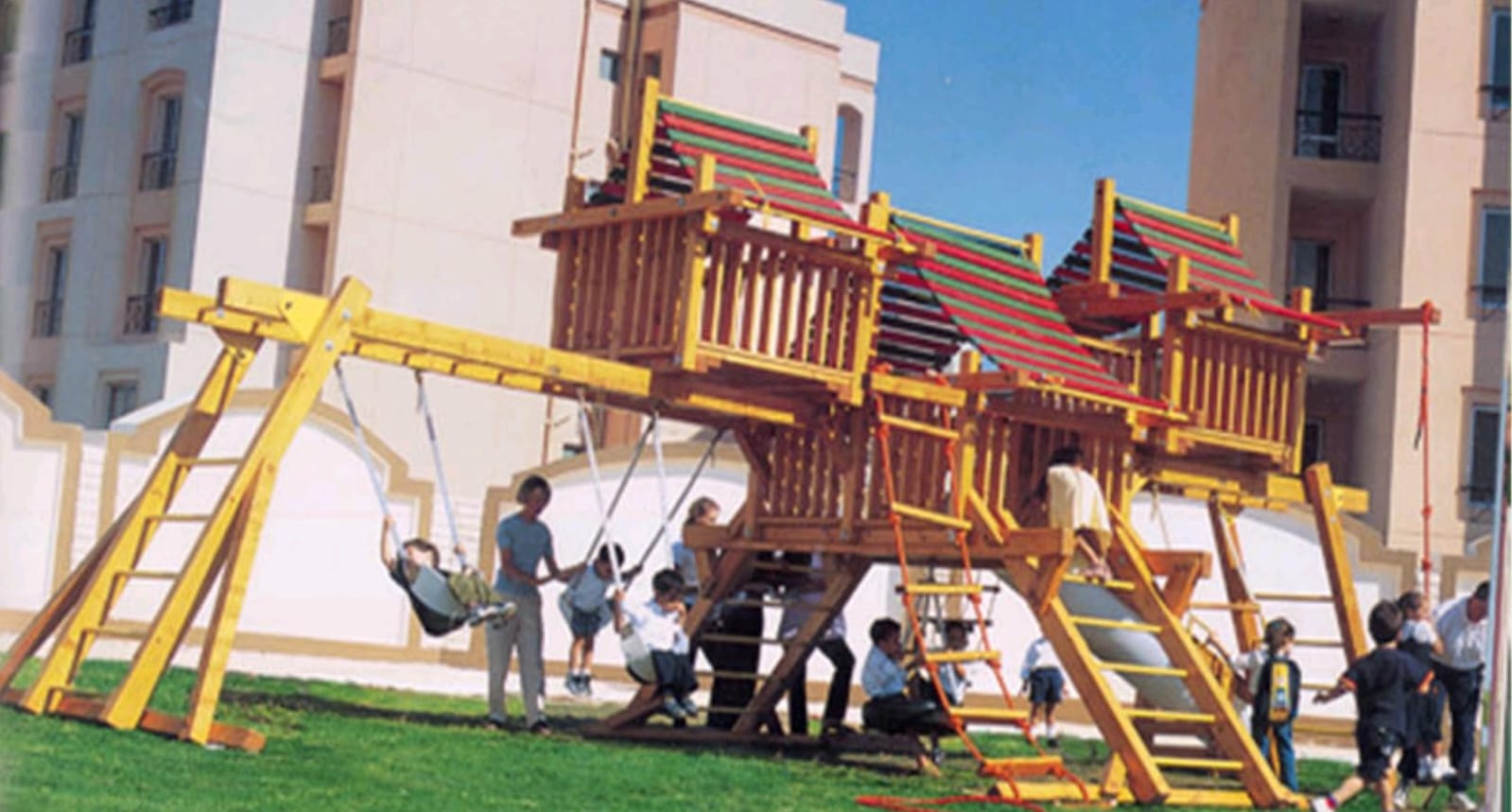  خدمة الاثاث الخارجى. 